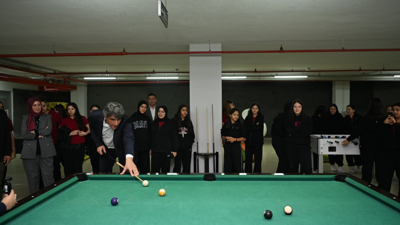 Mustafa Kocaman gençlerle bir araya geldi