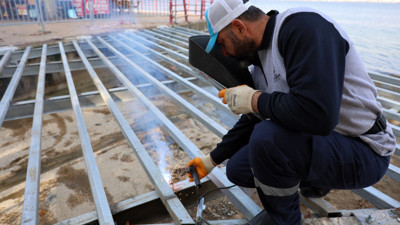 Değirmendere sahiline yeni yaya geçiş köprüsü