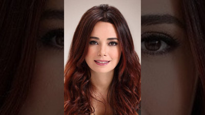 ÖZGÜ NAMAL TRAFİK KAZASI GEÇİRDİ: Özgü Namal'ın Sağlık Durumu Nasıl?