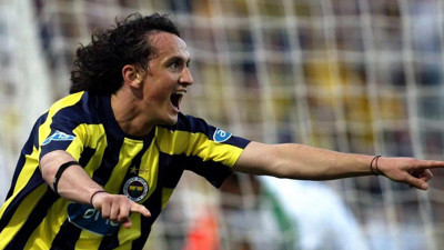 YILLAR SONRA FENERBAHÇE'YE DÖNDÜ: Tuncay Şanlı Kimdir, Kaç Yaşında, Nereli?