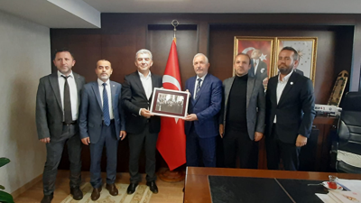 Hürriyetçi Eğitim Sen'den Kocaeli İl Müftüsü Mehmet Sönmezoğlu'na ziyaret