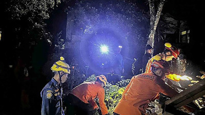 Endonezya'daki heyelan faciasında can kaybı 11’e yükseldi