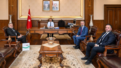 Hasene Vakfından Vali İlhami Aktaş’a ziyaret