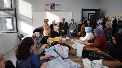 Darıca’da kadınlar ve çocuklar aynı çatı altında eğitim alıyor