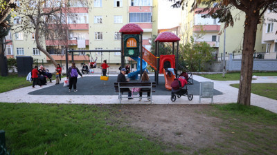 Derince'de parklar güzelleşiyor