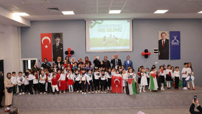 Darıcalı çocuklardan anlamlı etkinlik... Gazze için sahneye çıktılar