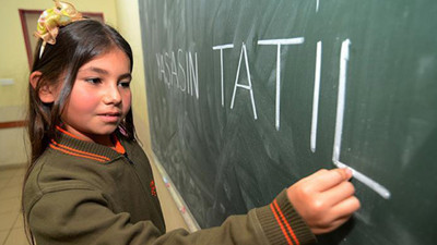 2025 2026 EĞİTİM ÖĞRETİM YILI TAKVİMİ | Ocak Ara Tatil Ne Zaman 2026? İkinci Ara Tatil Ne Zaman?