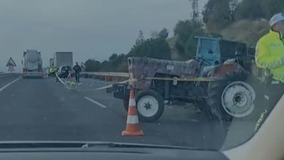 Akhisar'da zincirleme trafik faciası: Ölü ve yaralılar var!