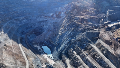 Göçük altında kalan şantiye müdürünü arama çalışmaları devam ediyor!