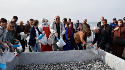 Zonguldak'ta 16. Karadeniz Ereğli Hamsi Festivali gerçekleştirildi
