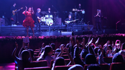 Öğretmenlere müzik ziyafetiyle 24 Kasım teşekkürü