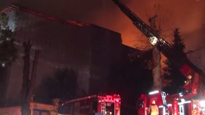 Restorasyon yapılan köşkte yangın!