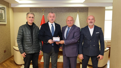 Tahir Büyükakın: Her zaman STK’larımızın yanındayız