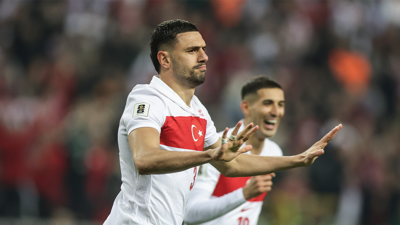 Merih Demiral sözleşme yeniledi