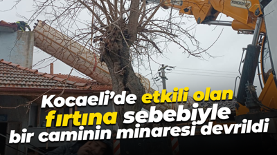 Fırtına yıkmaya devam ediyor; Caminin minaresi devrildi!