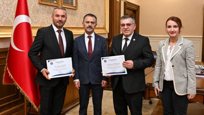 Sıddık Topal ve İrfan Özer’e, Vali İlhami Aktaş'tan teşekkür belgesi