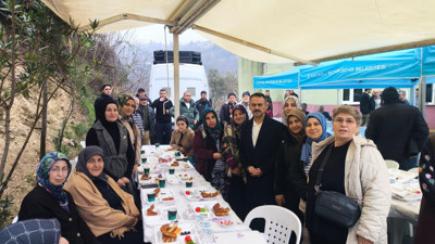 Vali İlhami Aktaş, İzmit Yenidoğan Mahallesi'nde vatandaşlarla bir araya geldi