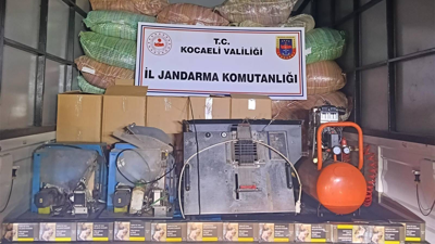 Jandarmadan kaçakçılara darbe! Binlerce ürün ele geçirildi