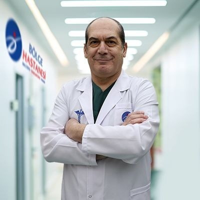 Tanınan doktor evinde ölü bulundu - Resim : 1