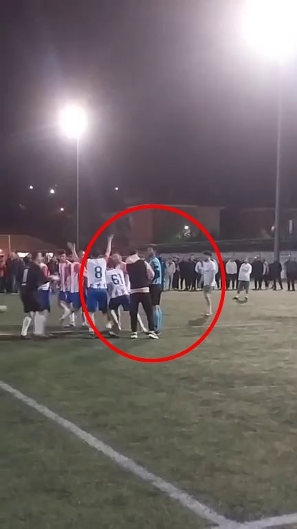 Kocaeli'de mahalleler arası futbol turnuvasında şiddet skandalı! Hakemi öldüresiye dövdüler - Resim : 2