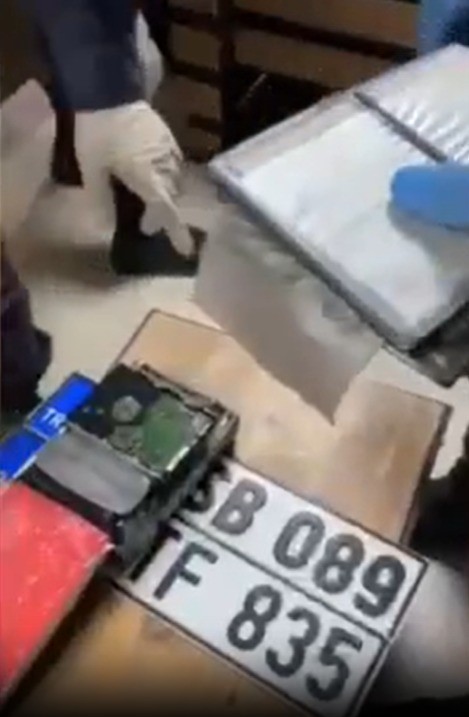 Change çetesi çökertildi - Resim : 2