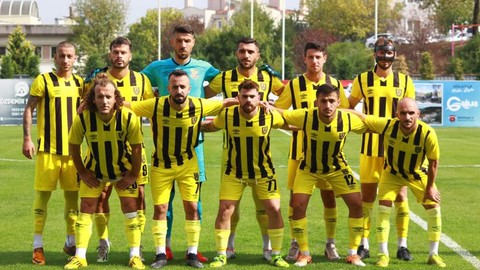 Karamürselspor kenetlendi