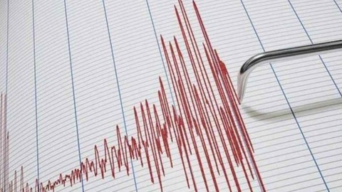O şehirde deprem!