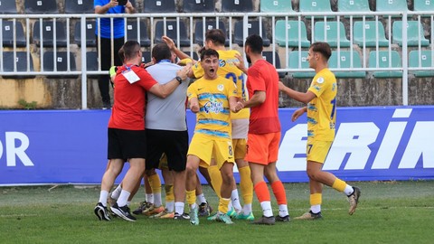 Sırada Belediye Derincespor var