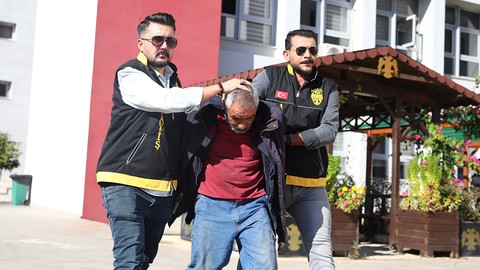 Mezarlıkta anne ve iki kızını öldürmüştü! Mahkeme sonucu çıktı