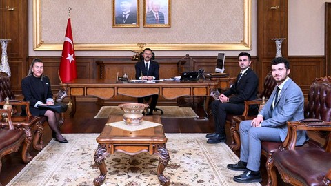 Körfez Yeşil Vadi Koleji kurucusu İrfan Dağ ve ekibinden İlhami Aktaş'a ziyaret