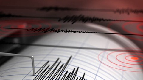 O şehirde deprem!