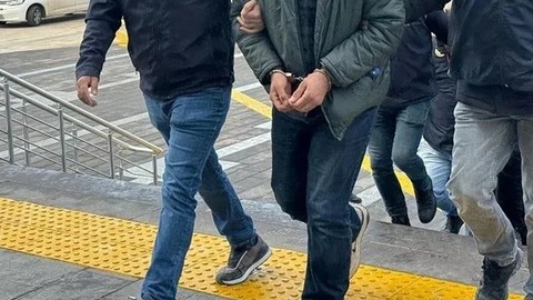 Yenidoğan Çetesi ardından gazetecilere gözaltı!