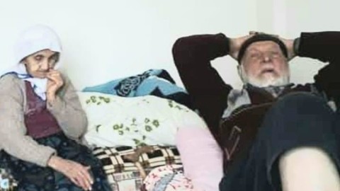 74 yıllık çiftin sonu herkesi duygulandırdı! 14 saat arayla vefat ettiler
