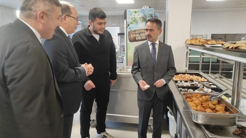 Vali Aktaş'tan Samiha Ayverdi KYK Kız Yurdu'na ziyaret