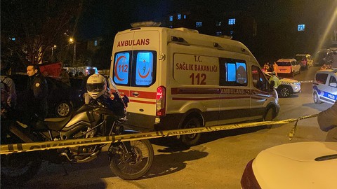 İstanbul'da mesajlaştığı kadının eşini silahla öldürdü