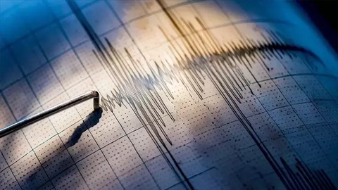 O şehirde deprem!