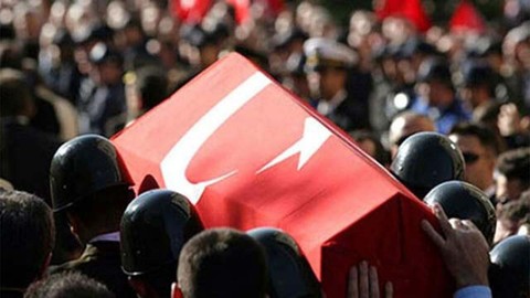 EGM: Bir polisimiz şehit oldu.