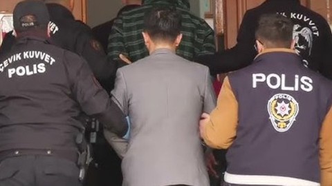 Fenomenlerin fuhuş çetesi çökertildi