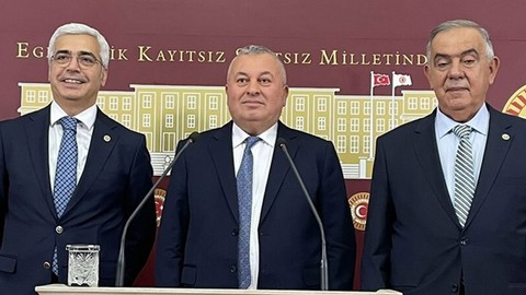 Demokrat Parti'de bomba gelişme: Cemal Enginyurt ve Salih Uzun istifa etti