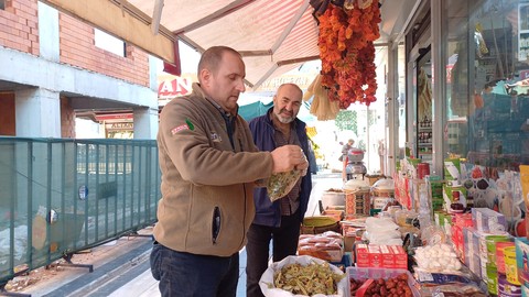 Kış aylarının vazgeçilmezi ıhlamura talep çok ama ürün az!