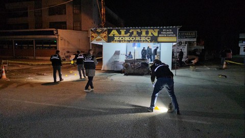 Yemek yerken vuruldu!