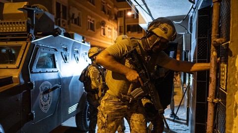 İçişleri Bakanı Ali Yerlikaya duyurdu: 56 ilde büyük operasyon!