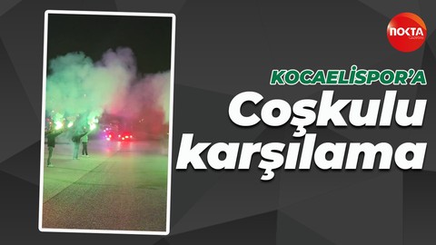 Adanaspor maçı öncesi Kocaelispor kafilesi meşaleler ile karşılandı