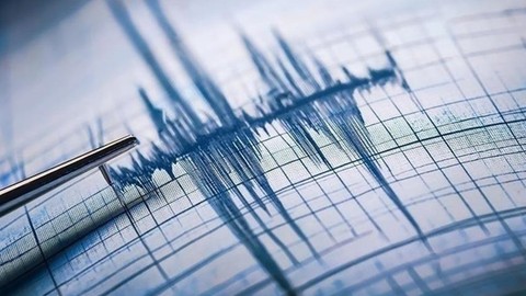 O şehirde deprem