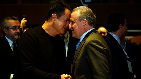 Acun Ilıcalı Galatasaray yönetimine sert tepki gösterdi: Bizi şike yapmakla şuçlayanlar şerefsizdir