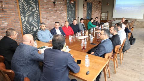 Kocaeli Büyükşehir Belediyesi Malatya ekibine bilgilerini aktardı