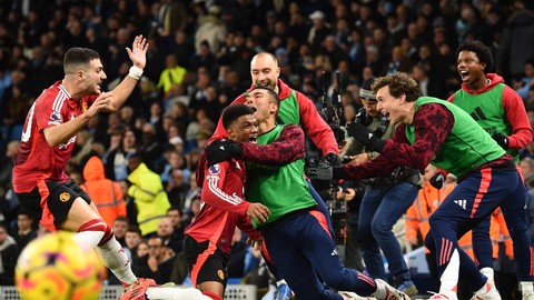 Manchester derbisinin kazananı United