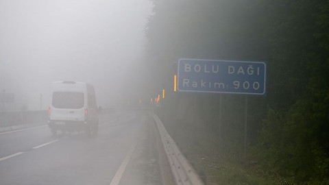 Bolu Dağı sisin esiri oldu