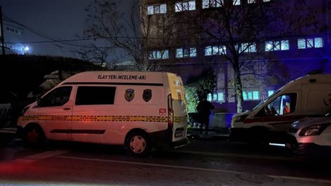 24 yaşındaki genç caddede başından vurulmuş halde bulundu