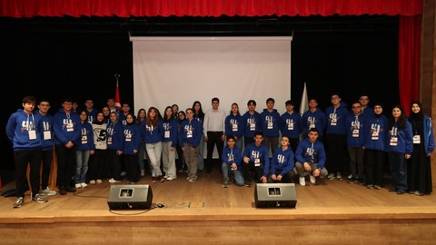 41 Genç Projesi öğrencileri GTÜ’de eğitim seminerine katıldı